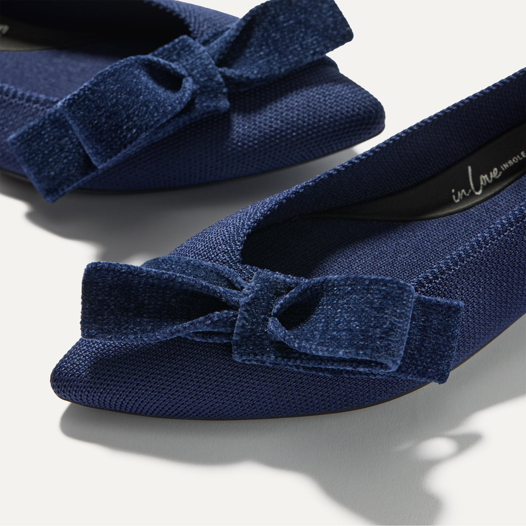 The Bow Point II - Deep Navy